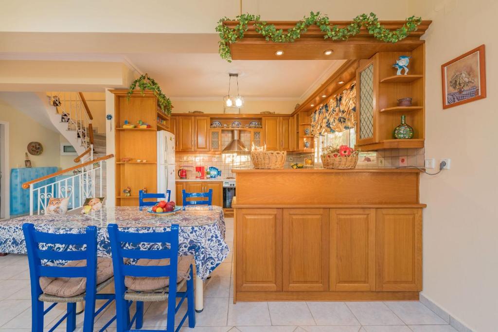 Kuchyň nebo kuchyňský kout v ubytování Sunset House - Ideal for families, by ZanteWize