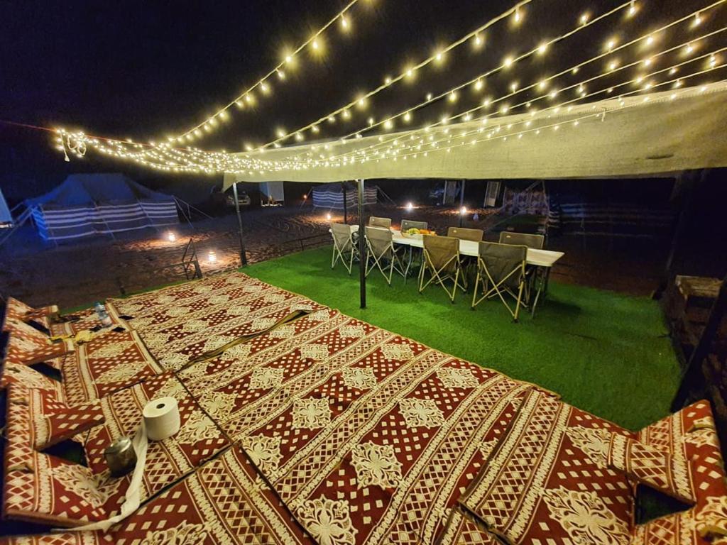 Fotografie z fotogalerie ubytování Crescent Desert Private Camp v destinaci Shāhiq