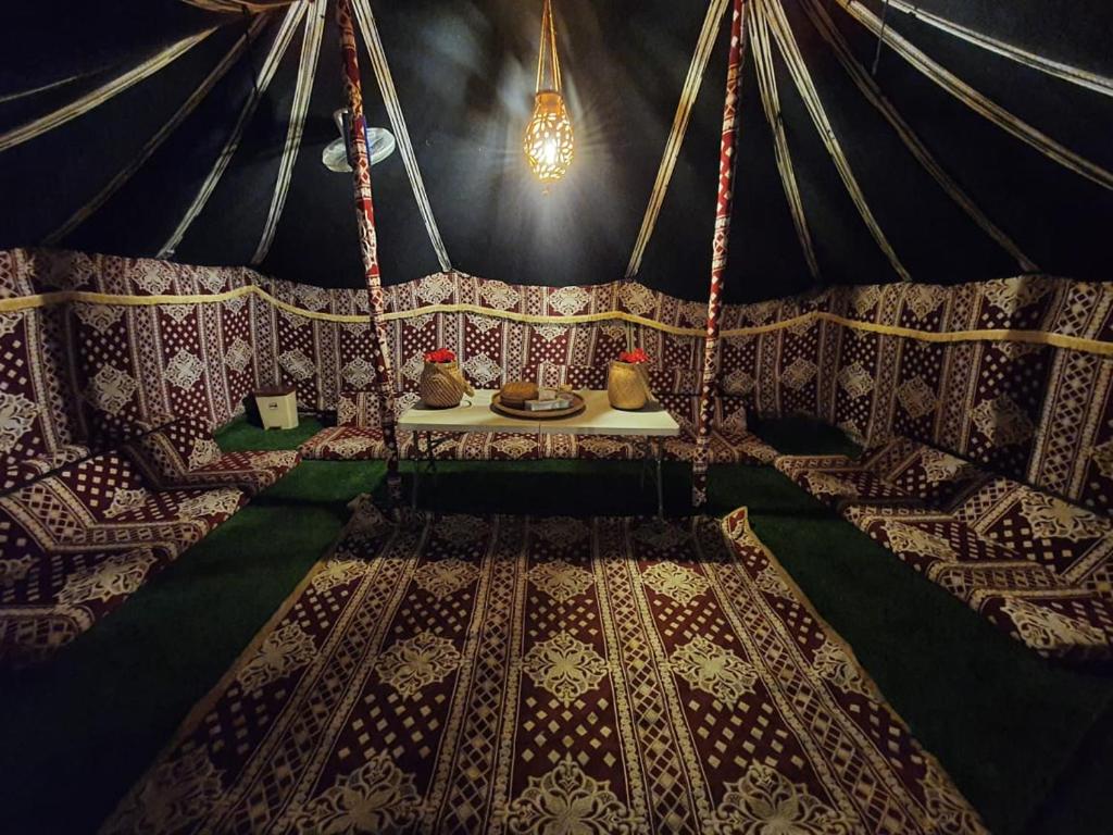 Fotografie z fotogalerie ubytování Crescent Desert Private Camp v destinaci Shāhiq