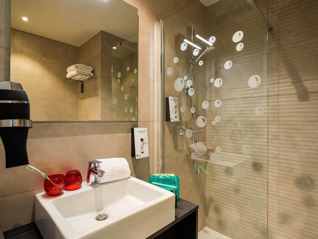 Vannituba majutusasutuses ibis Styles Liege Guillemins