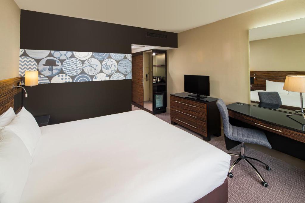 Crowne Plaza Glasgow by IHG - Resim 14
