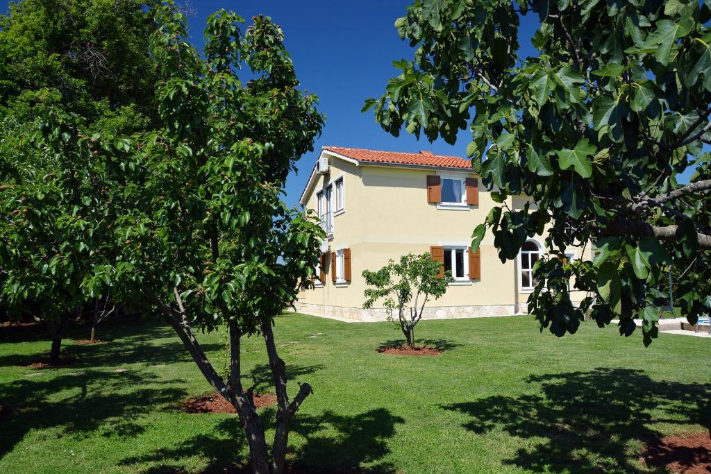 Zahrada ubytování Villa Gardena with private pool
