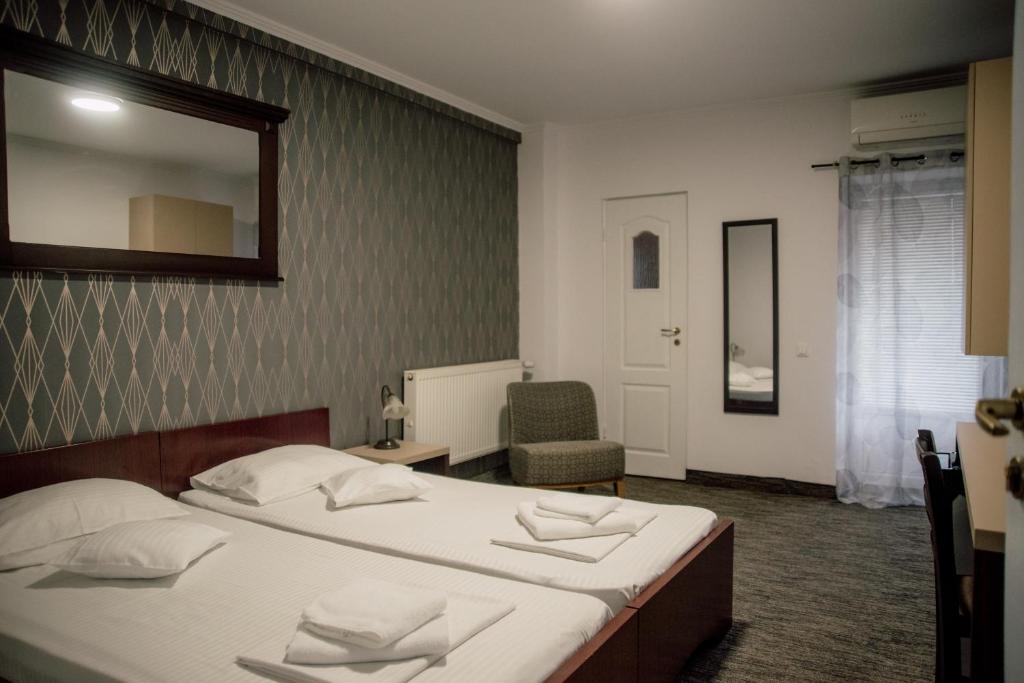 Carnival City Hotel Oradea - Resim 44