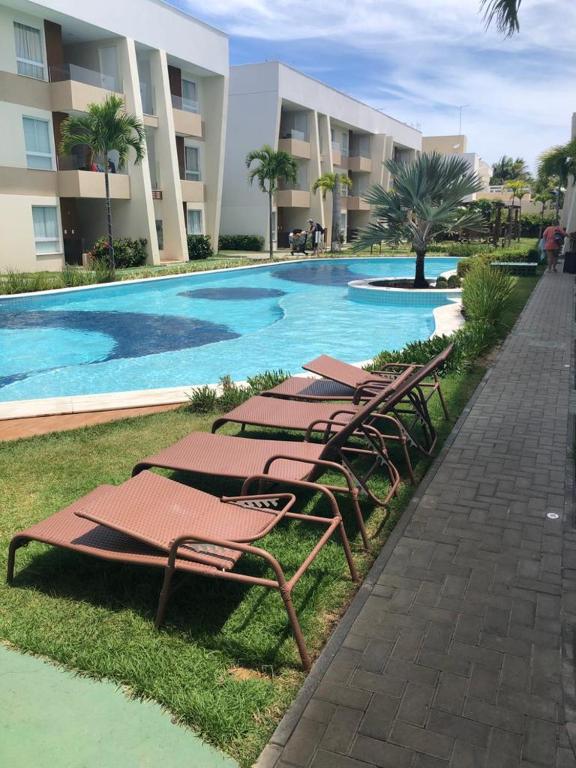  apartamento porto smeralda- guarajuba -na beira da praia