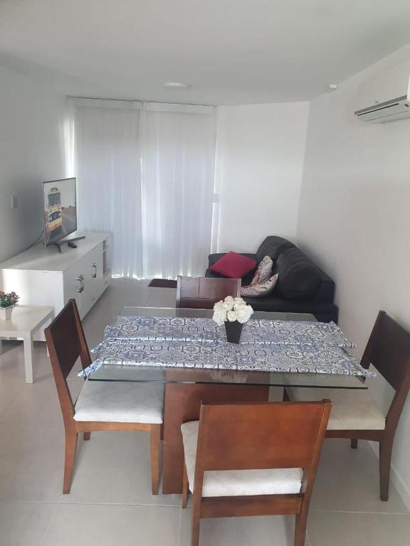  apartamento porto smeralda- guarajuba -na beira da praia