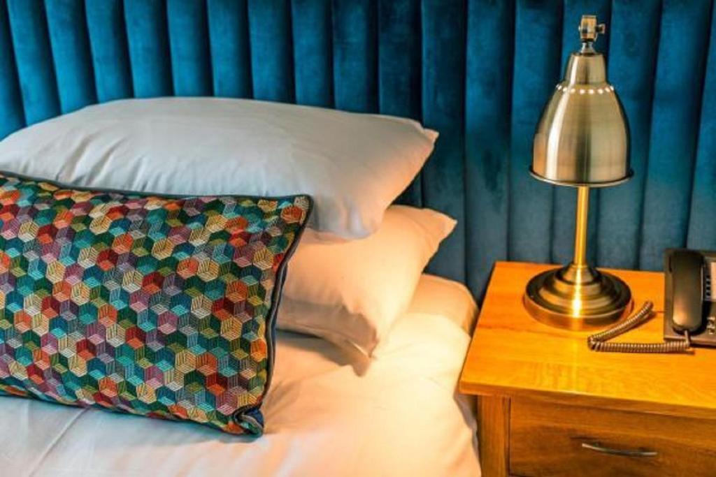 Ένα ή περισσότερα κρεβάτια σε δωμάτιο στο Hotel Imperial Dundalk