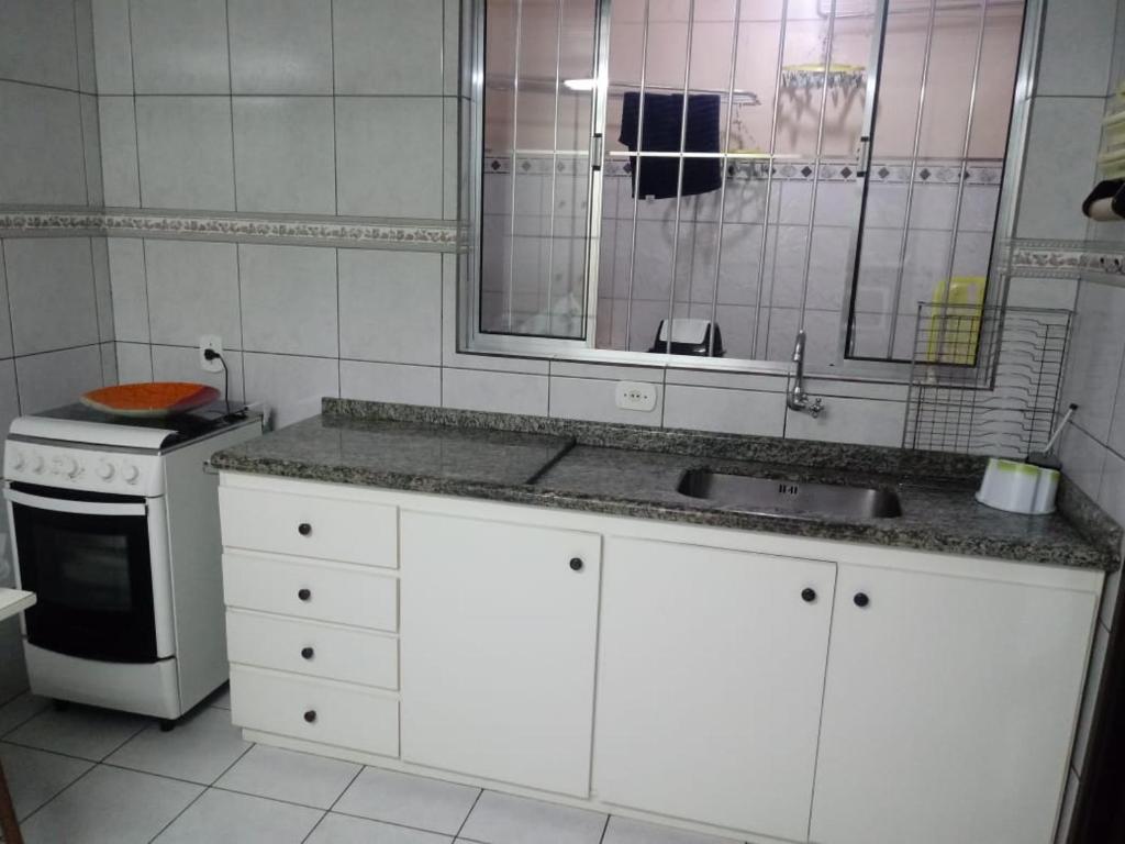  Confortável - 8 Quartos - 300m do mar - Wi-Fi - Localizada em Pontal do Paraná - Leblon