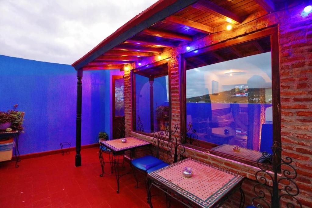 Fotografie z fotogalerie ubytování AYMANE ROOFTOP budget panoramic HOTEL v destinaci Šafšawán