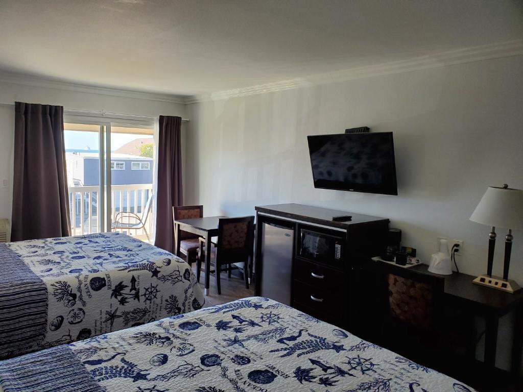 Ocean Surf Inn & Suites - Deluxe Queen Kamer Met Uitzicht Op De Oceaan