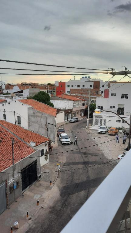  Apartamento mobiliado com varanda no centro de paulo afonso