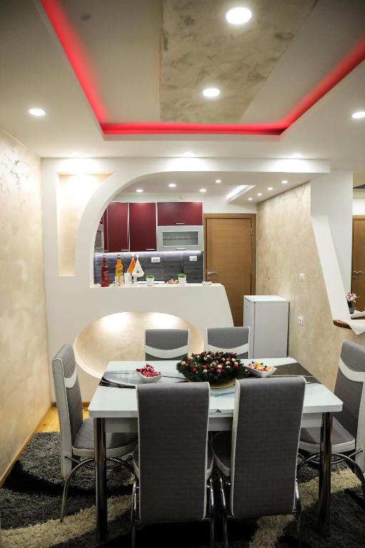 Posedenie v ubytovaní Apartman Lara