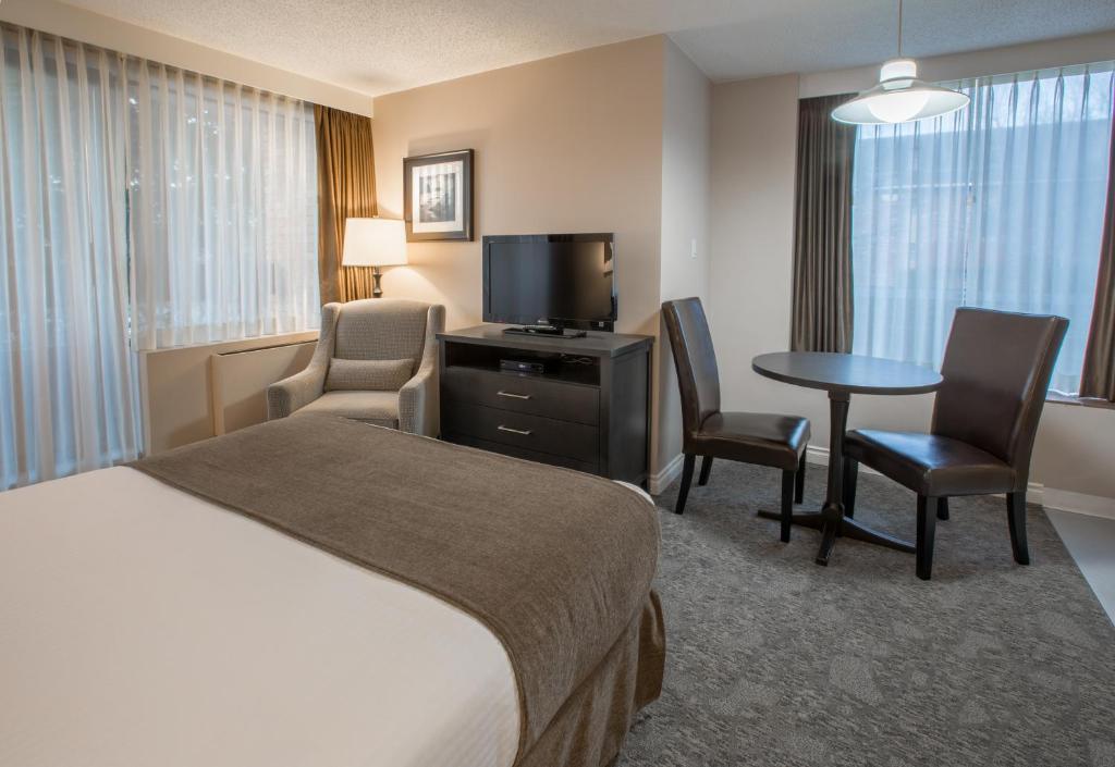 The Embassy Inn - Resim 21