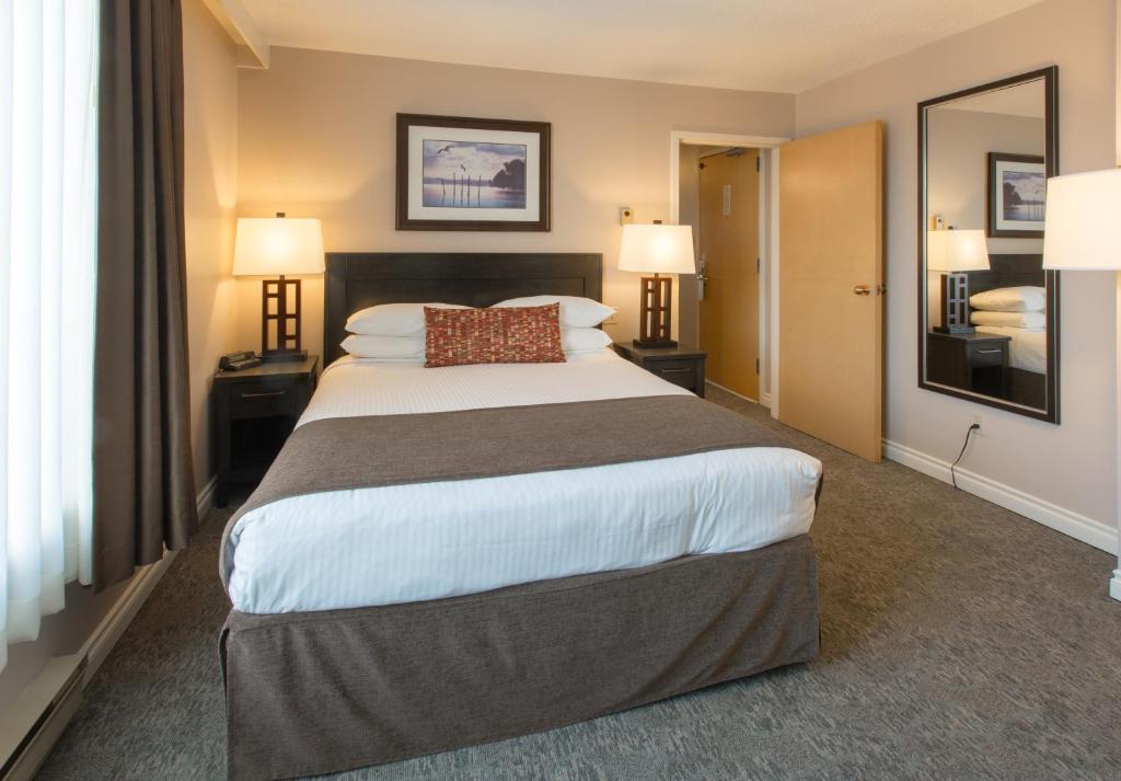 The Embassy Inn - Resim 34