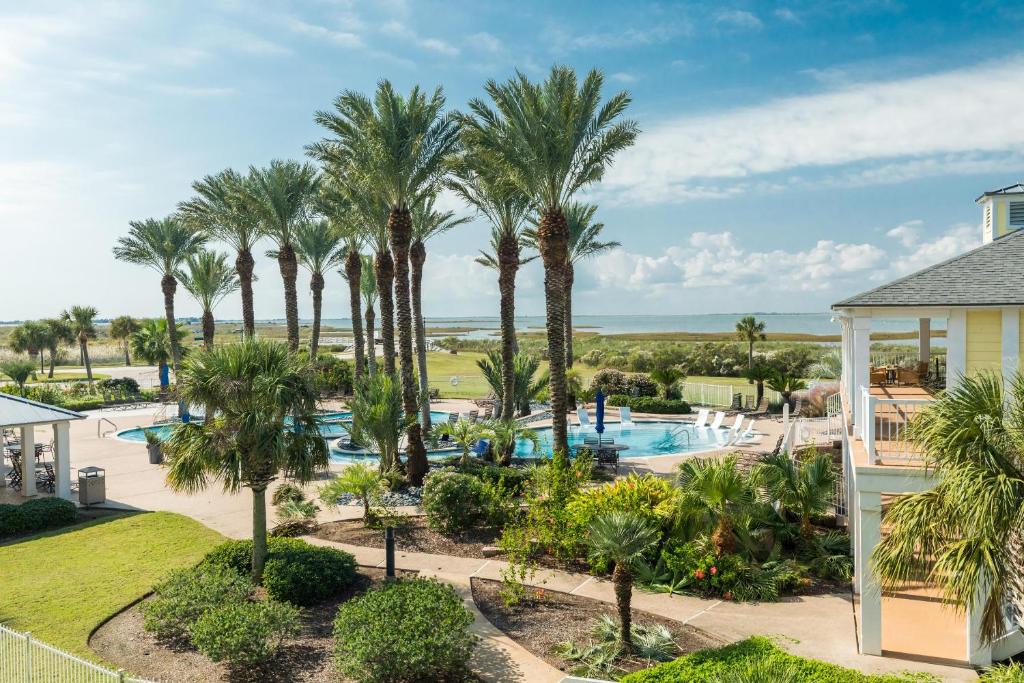 Sunset Vista By the Sea - Sparkling Pool and Bay Views! Enjoy Beach Club -  Lazy River - Hot Tub!, Galveston – Updated 2023 Prices