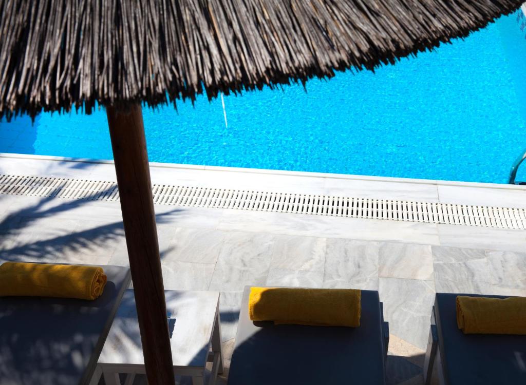 Bazén v ubytování Domna Hotel nebo v jeho okolí