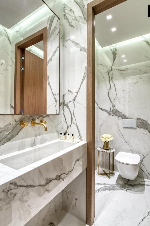 The One Acropolis - 15