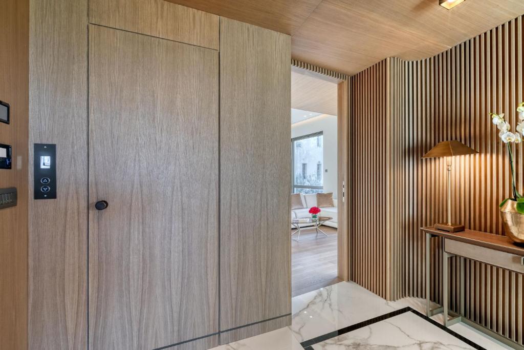 The One Acropolis - 14