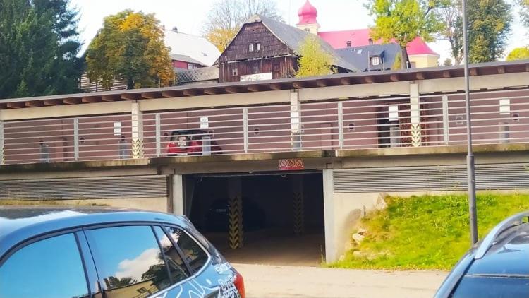Budova, kde se apartmán nachází