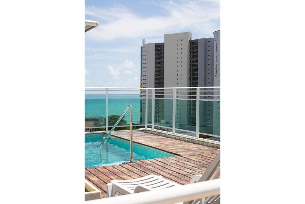  Ponta Negra em flat com vista e localização privilegiada por Carpediem