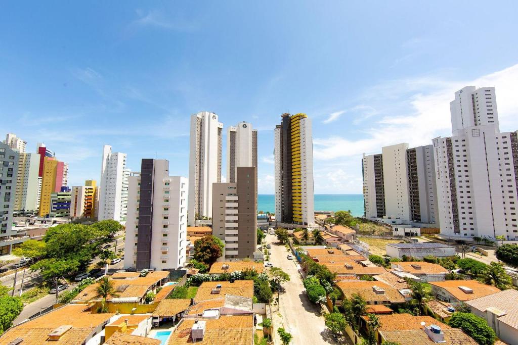  Ponta Negra em flat com vista e localização privilegiada por Carpediem