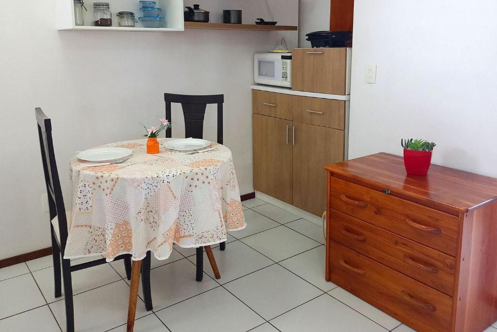  Ponta Negra em flat com vista e localização privilegiada por Carpediem