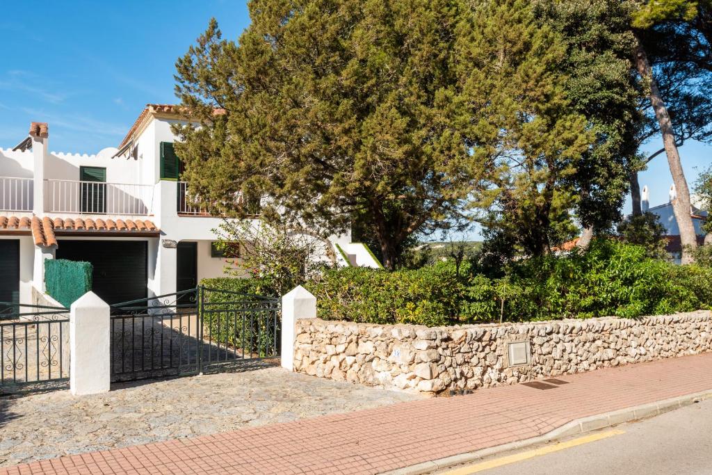 Villa Acantilado, Ferreries – Updated 2022 Prices