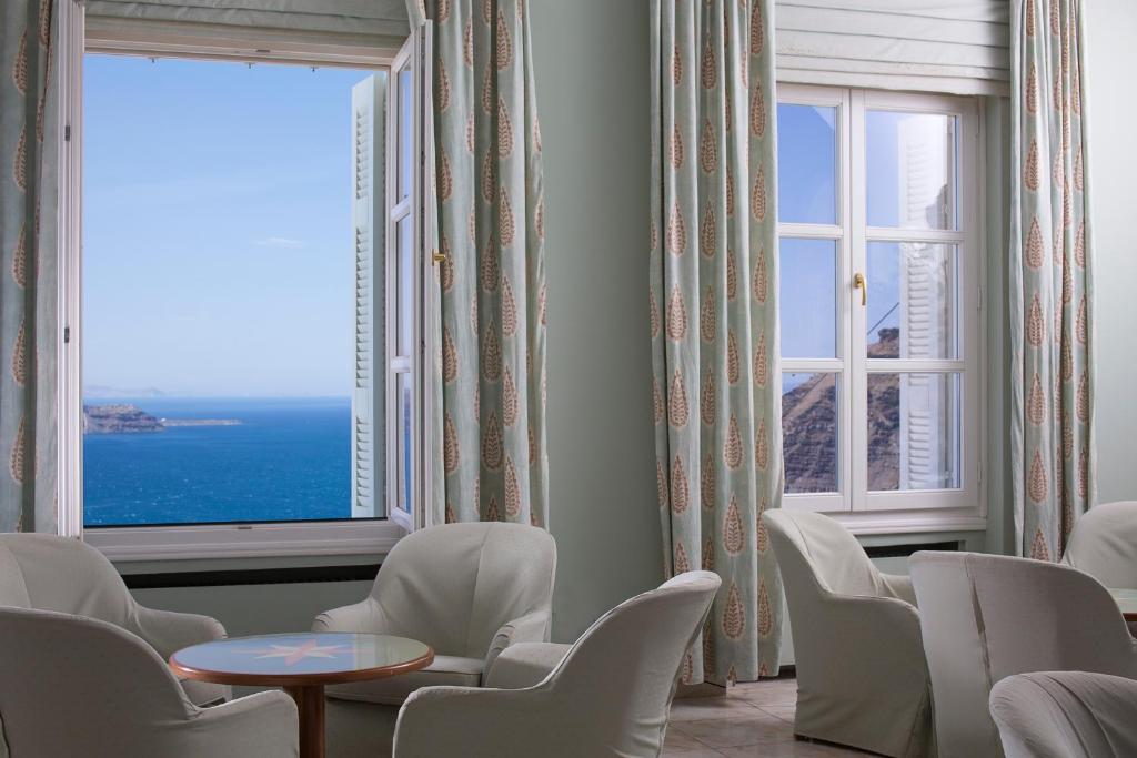 Atlantis Hotel 