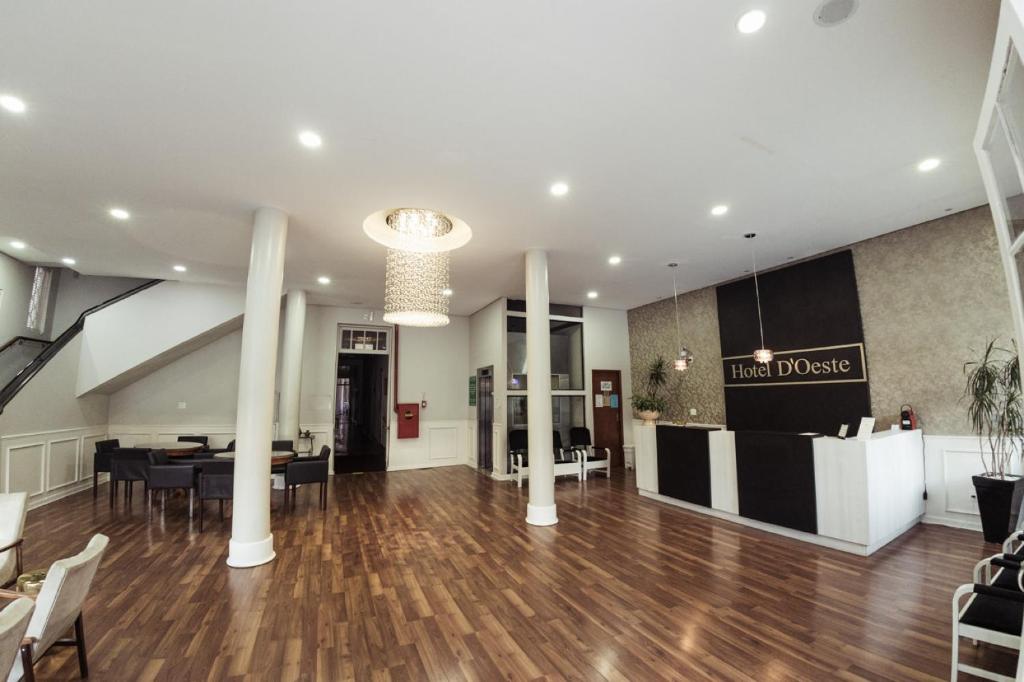 MOVA Hotel D'oeste - Localizado em frente a Praça Principal da Cidade, na área Central - Pé na Praça em Poços de Caldas - Foto Booking.com