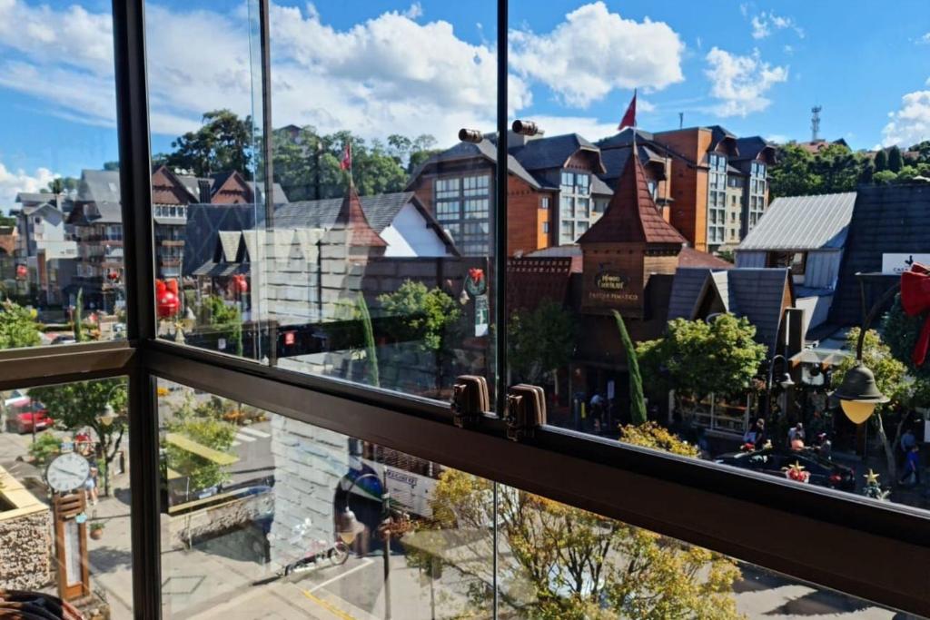 APARTAMENTO a 100 METROS DA RUA COBERTA 4 QUARTOS VISTA PARA A BORGES  APARTAMENTO a 100 METROS DA RUA COBERTA 4 QUARTOS VISTA PARA A BORGES