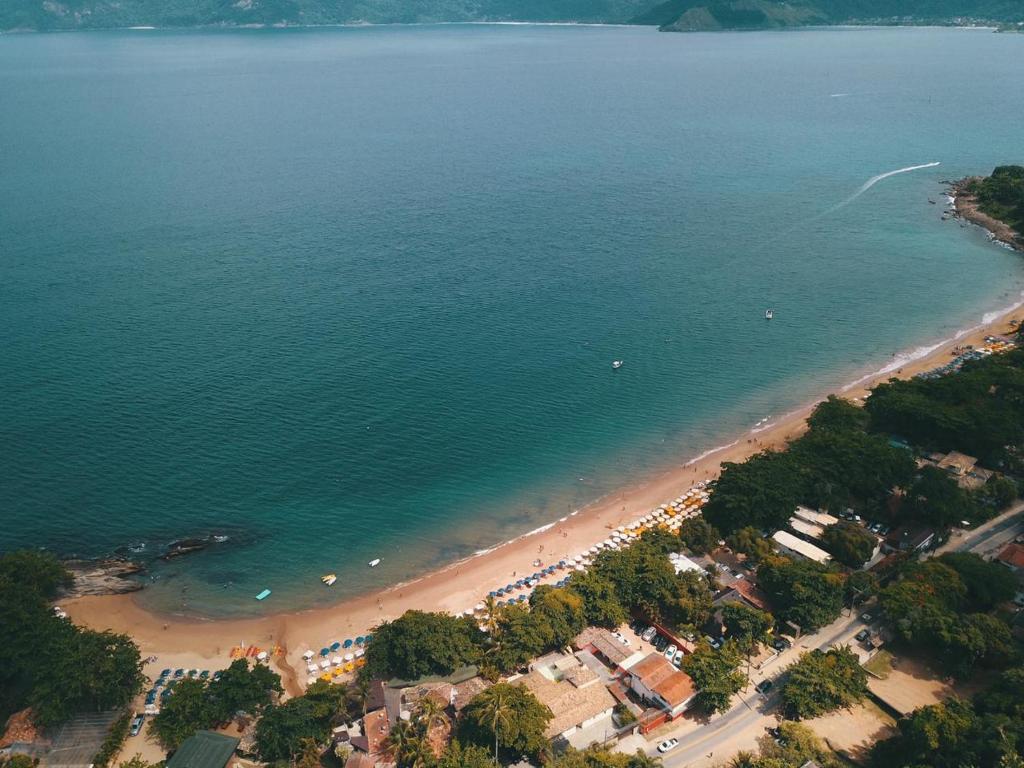  BANGALÔ NO CONDOMINIO YACAMIM PRAIA DO CURRAL ILHABELA