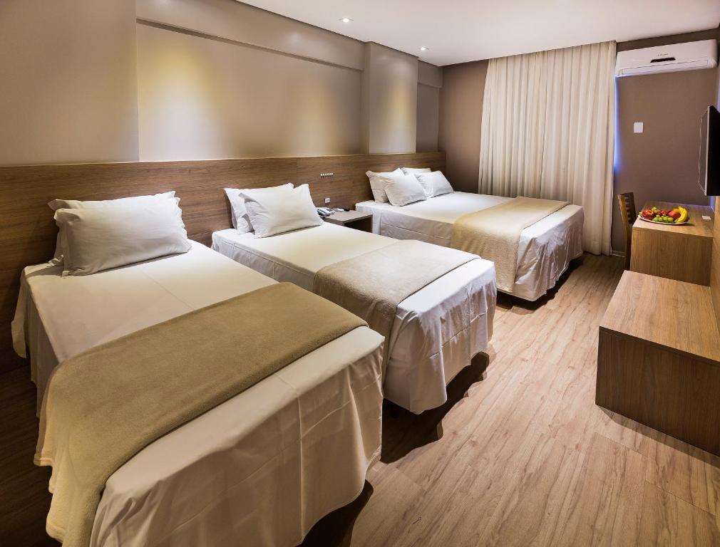 Hotel Plaza Camboriú