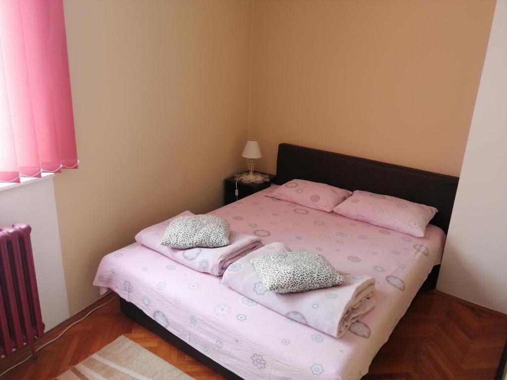 Foto de la galería de Apartman DUNJA en Vranje