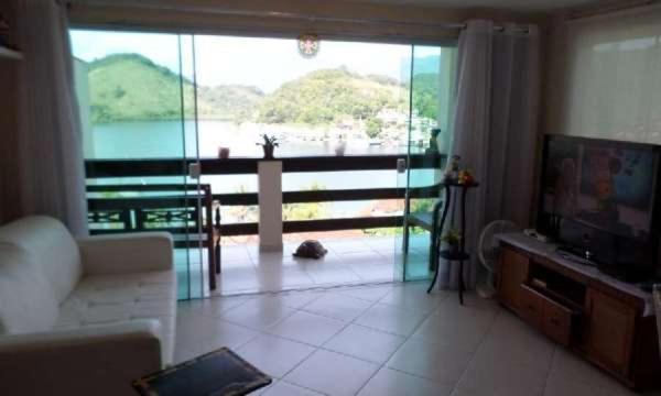  Casa em Angra dos Reis