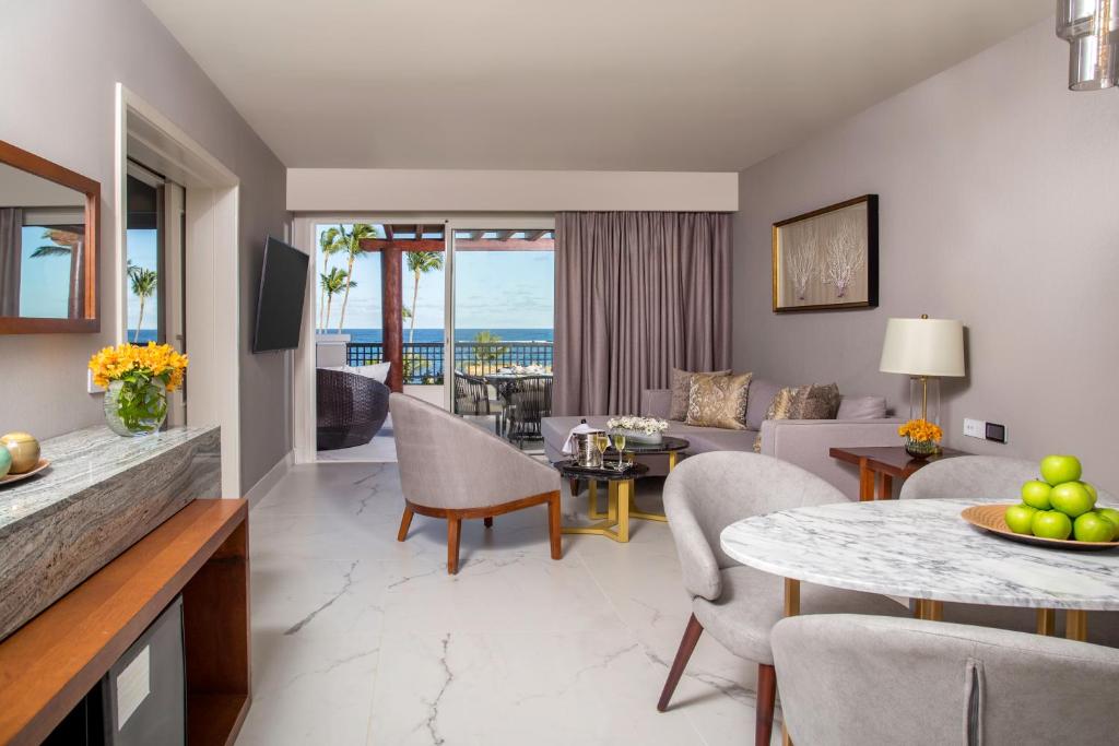 Secrets Royal Beach Punta Cana - Adults Only - All Inclusive photo