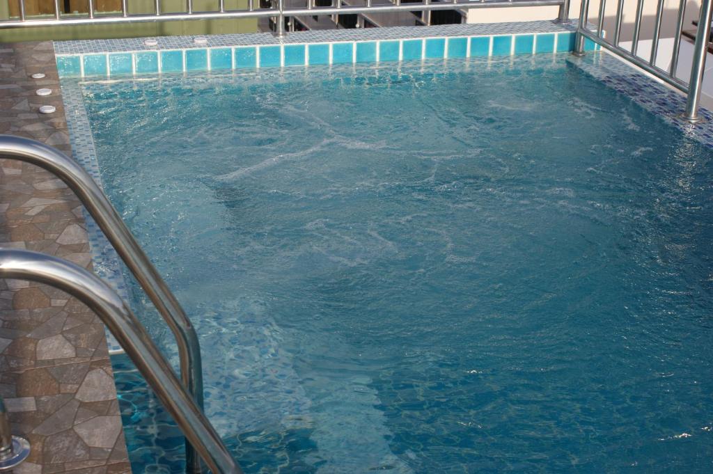 Bazén v ubytování Orchid Resortel nebo v jeho okolí
