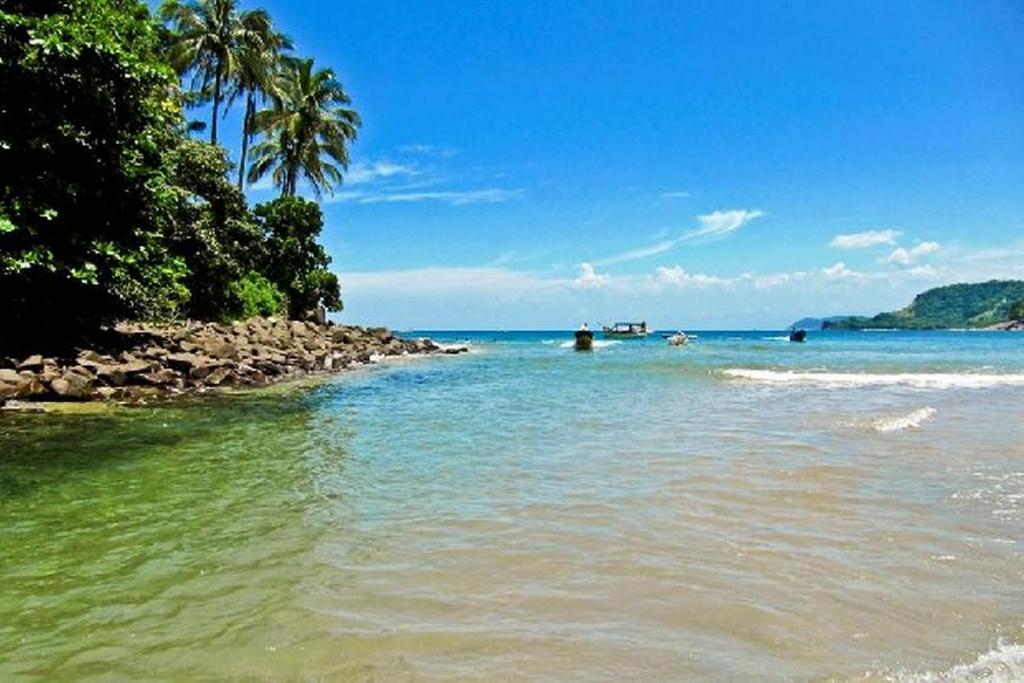  Lindo Sobrado pertinho da Praia - Paz e Sossego