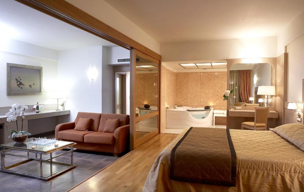 Thalassa Beach Resort & Spa (Adults Only)