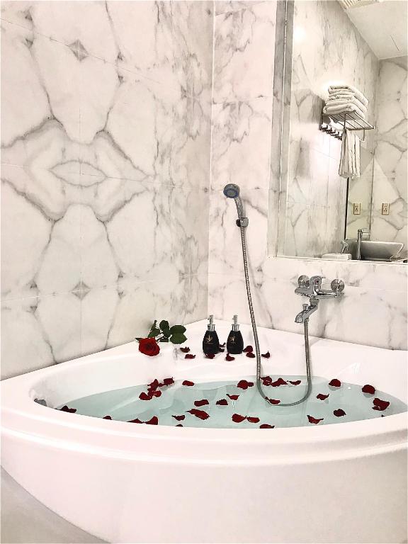 Koupelna v ubytování Anh Nguyet Da Nang Hotel