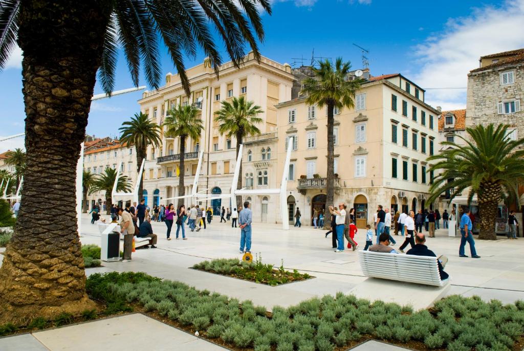 Hostia v ubytovaní Prior Suites Split
