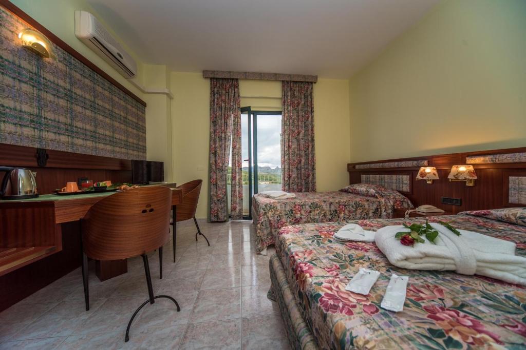 New Petit Hotel - Tweelingzaal