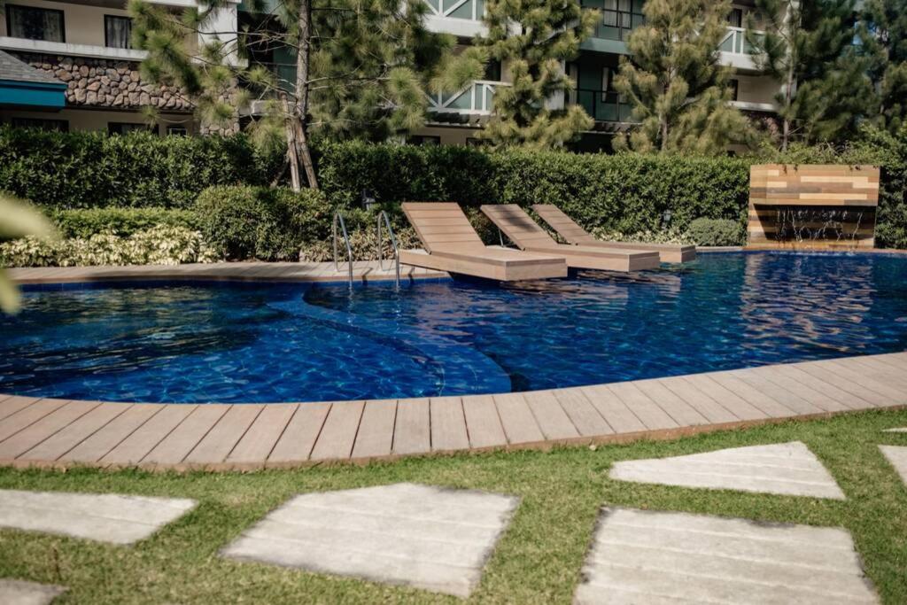 StayPlus Tagaytay Minimalist 2BR (Netflix+Parking) Casa Suerte Pine Suites Tagaytay Staycation