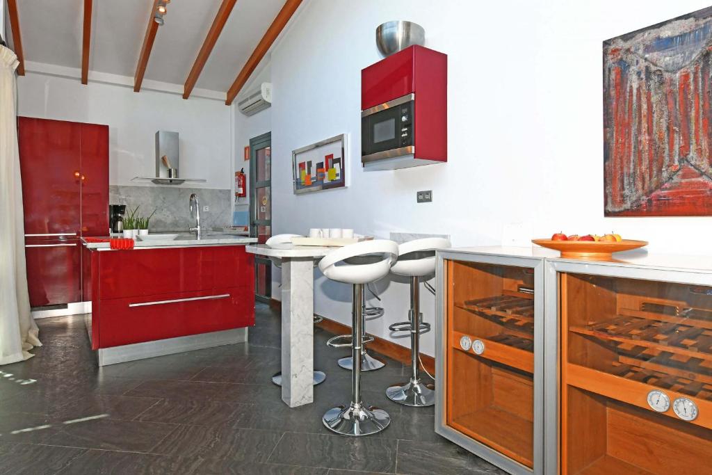 A kitchen or kitchenette at Salobre Imperial La Canela