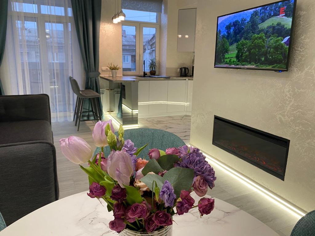 Panorama Luxury Apartment in The House with a Spire, a historical building in the city centre - Apartamento De Lujo