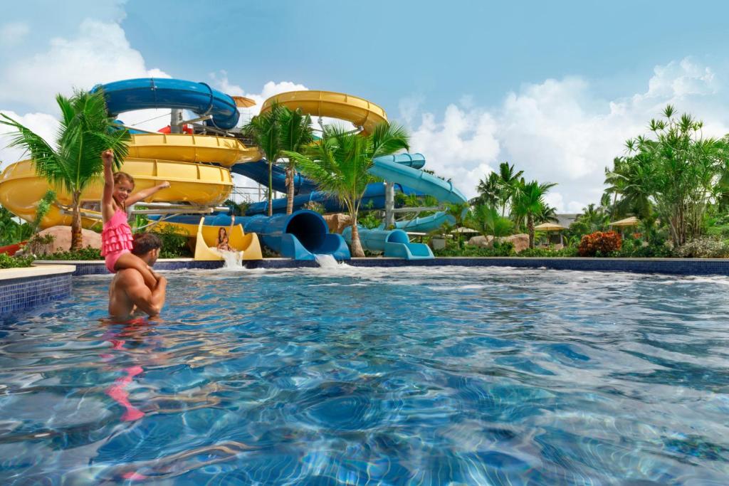 Bazén v ubytování Dreams La Romana All-Inclusive Resort & Spa nebo v jeho okolí