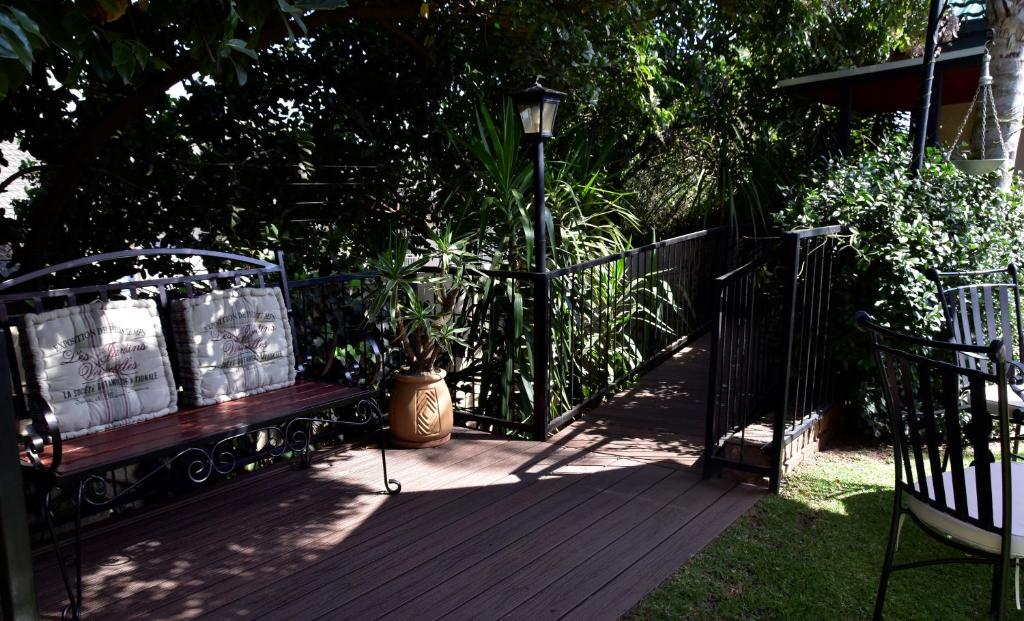 Giardino di Lamor Guest House