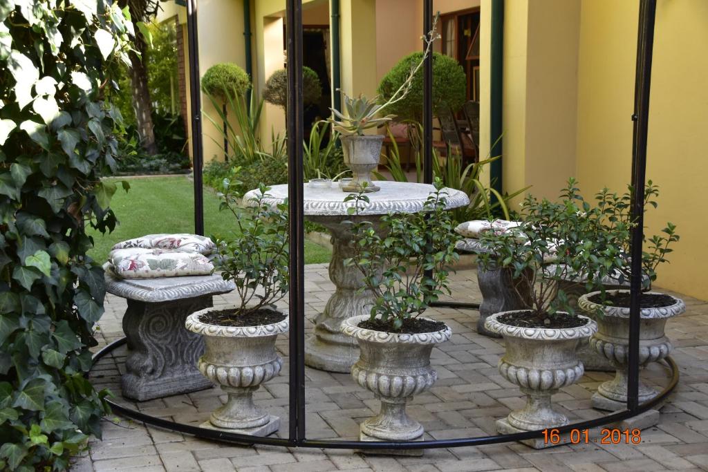 Giardino di Lamor Guest House