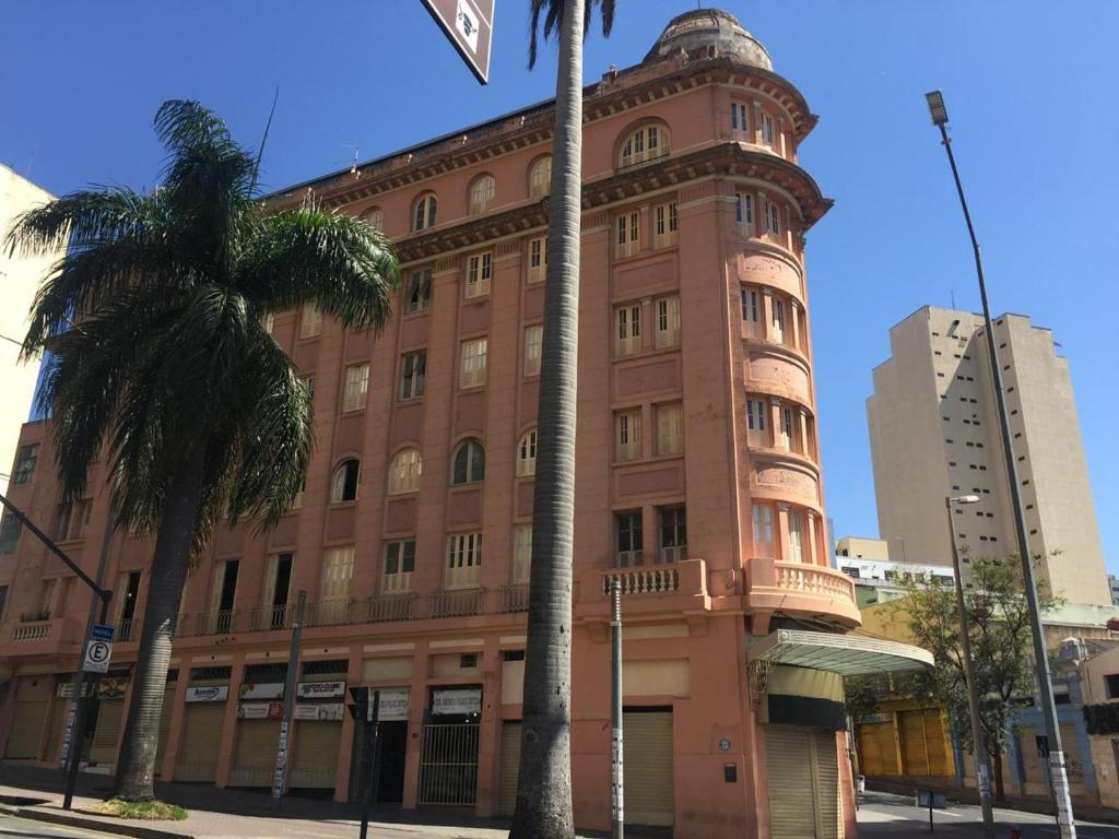 O edifício em que o hotel se localiza