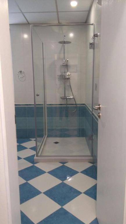 Stunning location and views!Foothills of Old town! - Apartamento De Una Habitación
