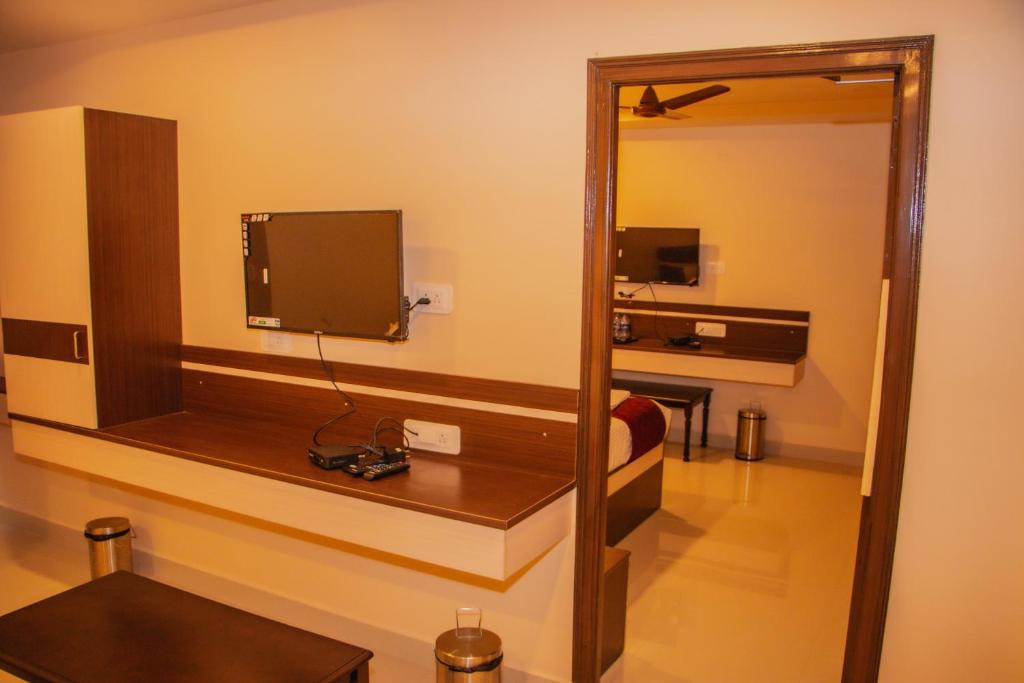TV a/nebo společenská místnost v ubytování Hotel Mountview Comforts