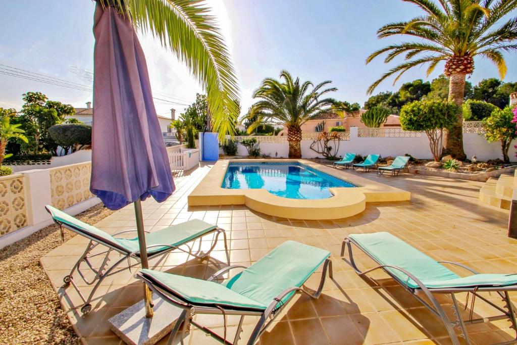 Paula-3 - holiday home with private swimming pool in Moraira ...